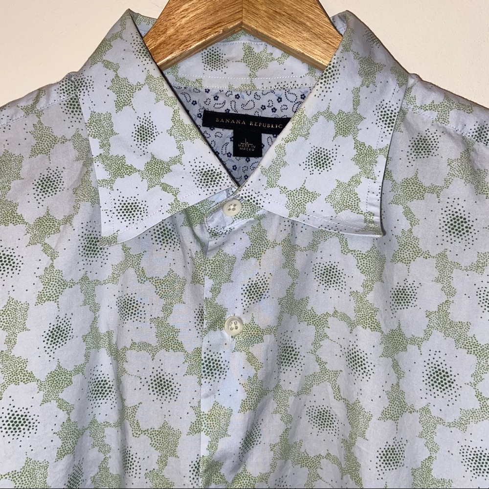 Banana Republic Green Blue Floral Button Down